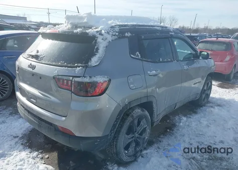 2021 Jeep Compass Altitude 4X4 из США, поврежденный, VIN 3C4NJDBB2MT586119